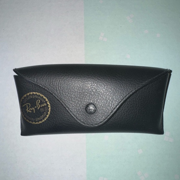NEW Rayban Case - Picture 2 of 3